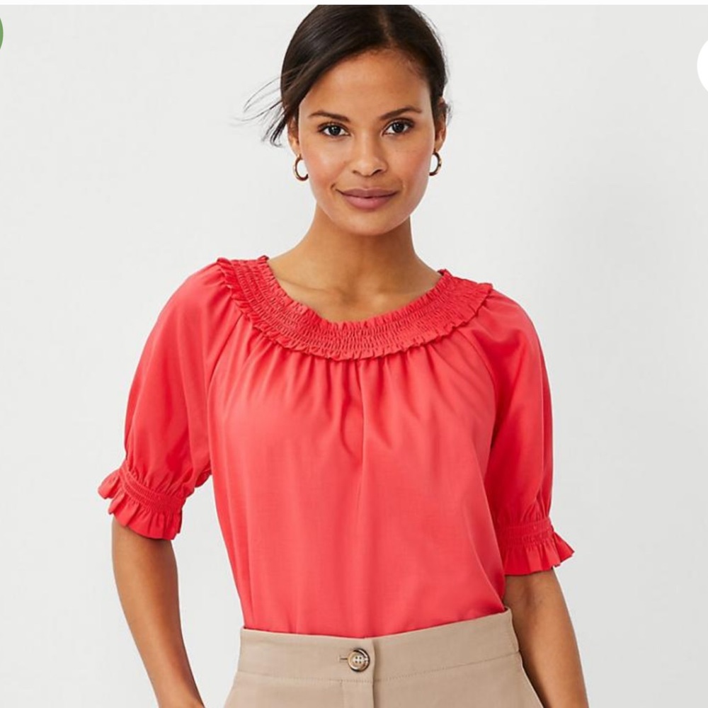 NWT Ann Taylor Smocked Neck Top Size Large